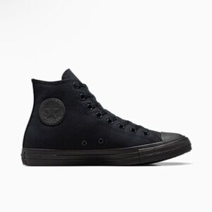 All black women’s converse